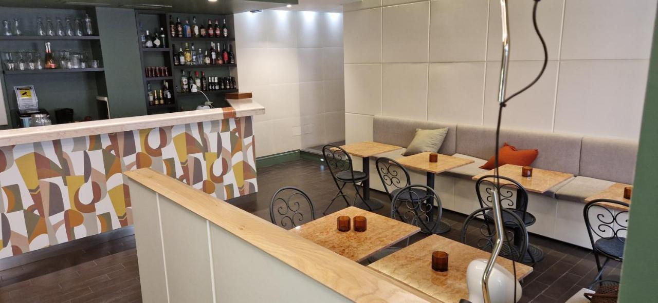 רומא Hotel Valeri מראה חיצוני תמונה