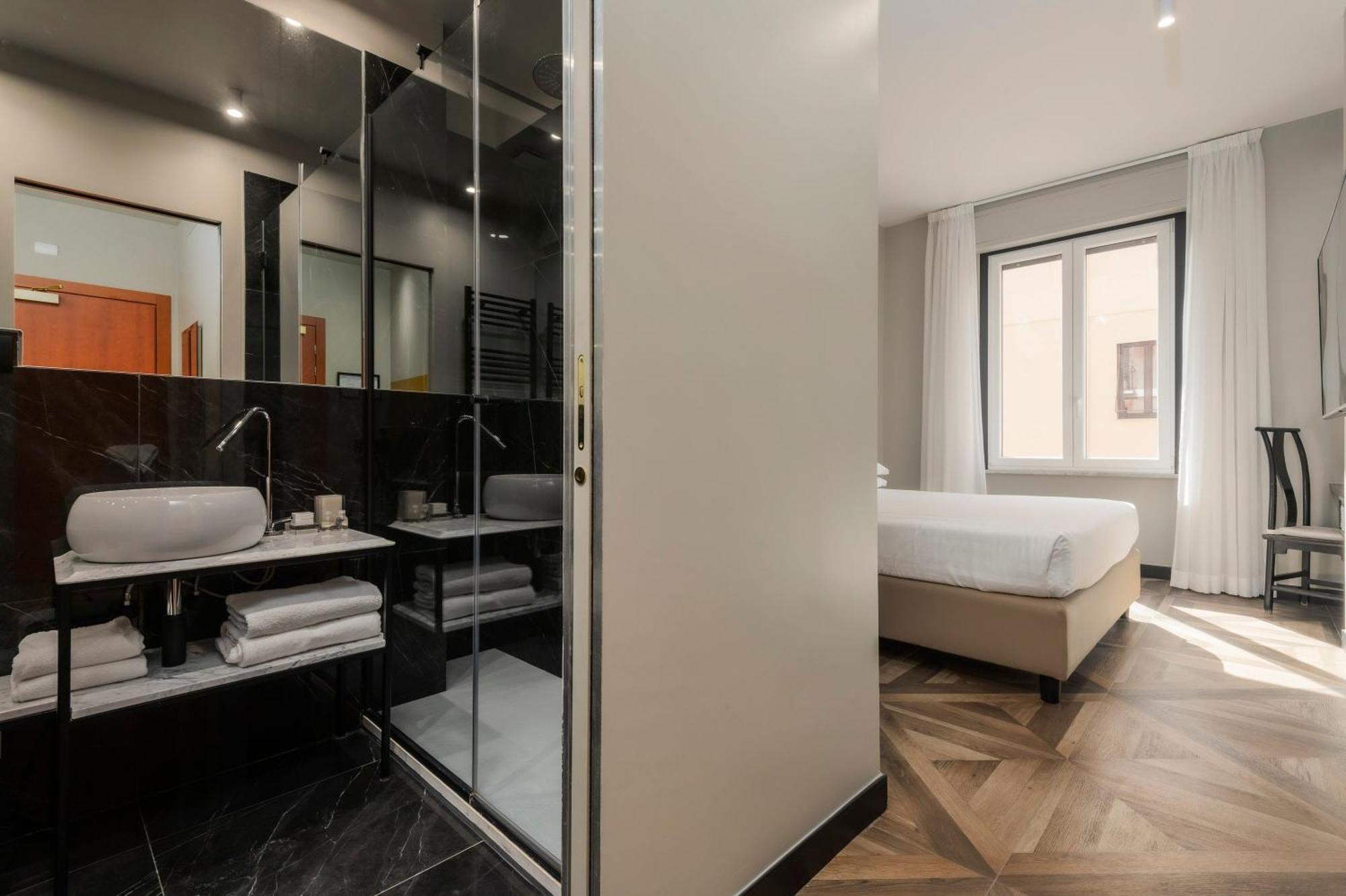 רומא Hotel Valeri מראה חיצוני תמונה